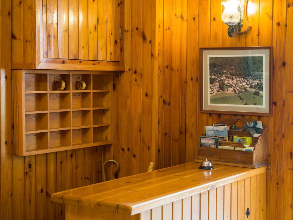 Hostal Pirineos Sarvisé エクステリア 写真
